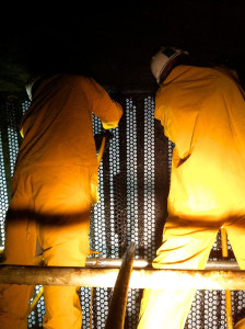 Signs Your Condenser Tubes Are Underperforming (And What to Do Before It Becomes a Bigger Problem) 2 condenser tube cleaning